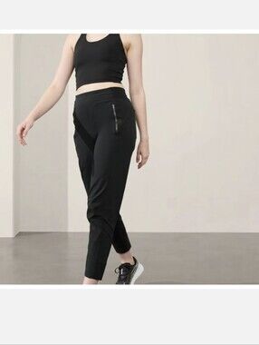 Athleta Trekkie North Jogger Black Ankle Pants 12
